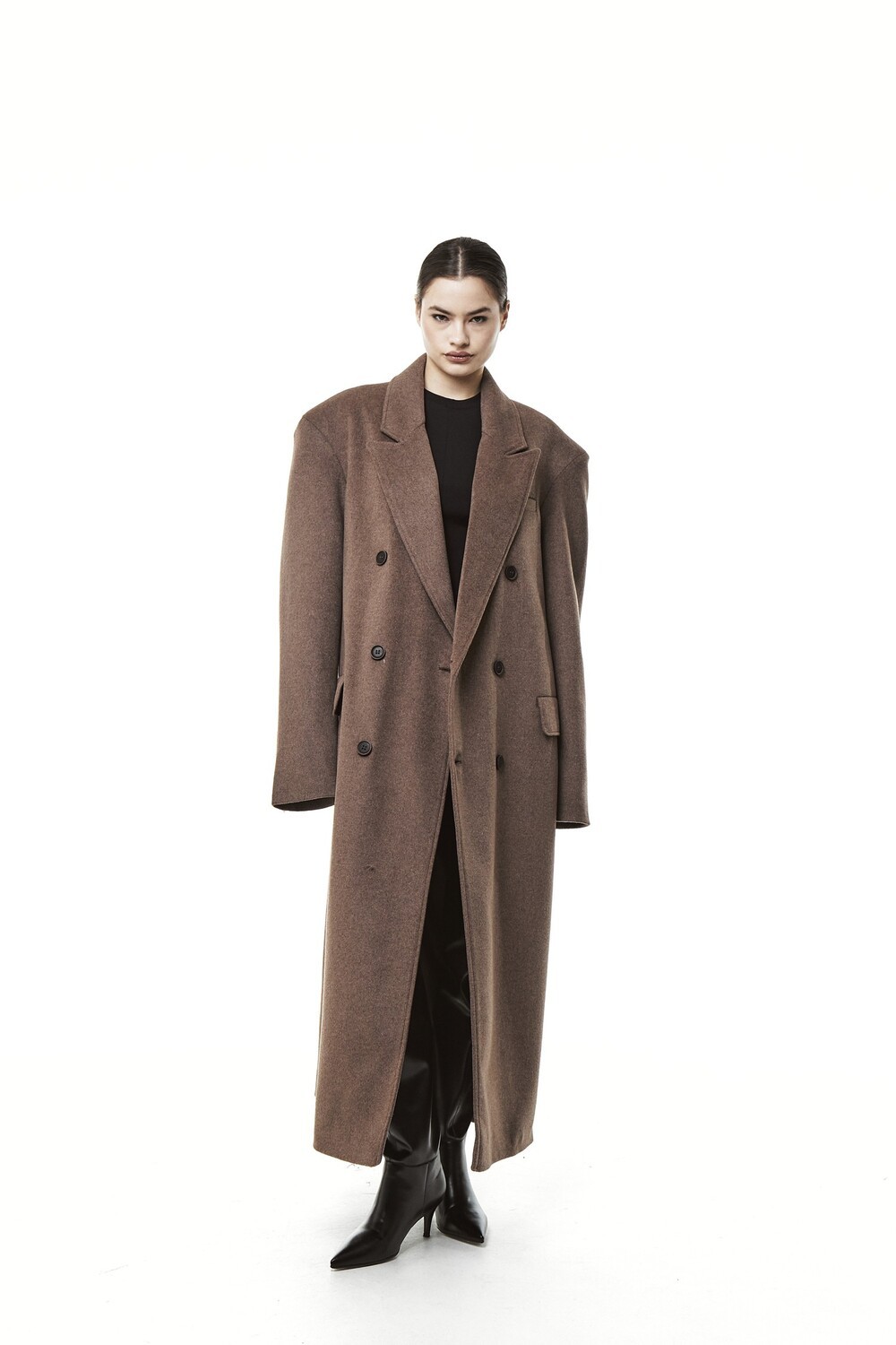 Insulated grandfather's coat in tobacco color